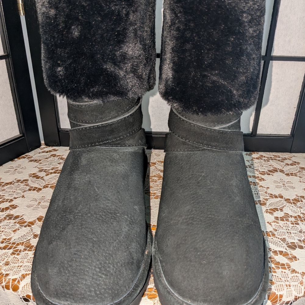 Lamo Boots black size 11